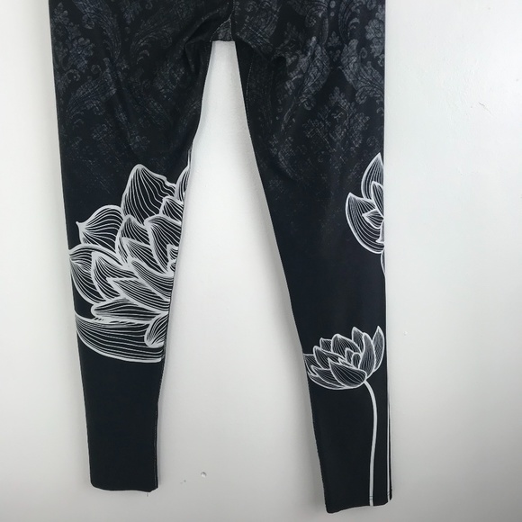 Inner Fire Lotus Leggings size 8 - Picture 8 of 11